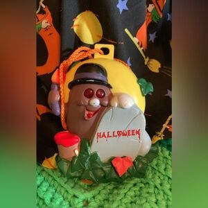 Mr potato head animated ornament / necklace